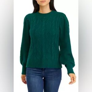 Crown & Ivy Green Crew Neck Sweater with Cable Knit Design
